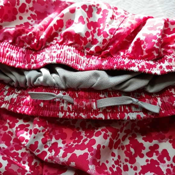 *SOLD* NWOT Nike Shorts - Picture 6 of 7